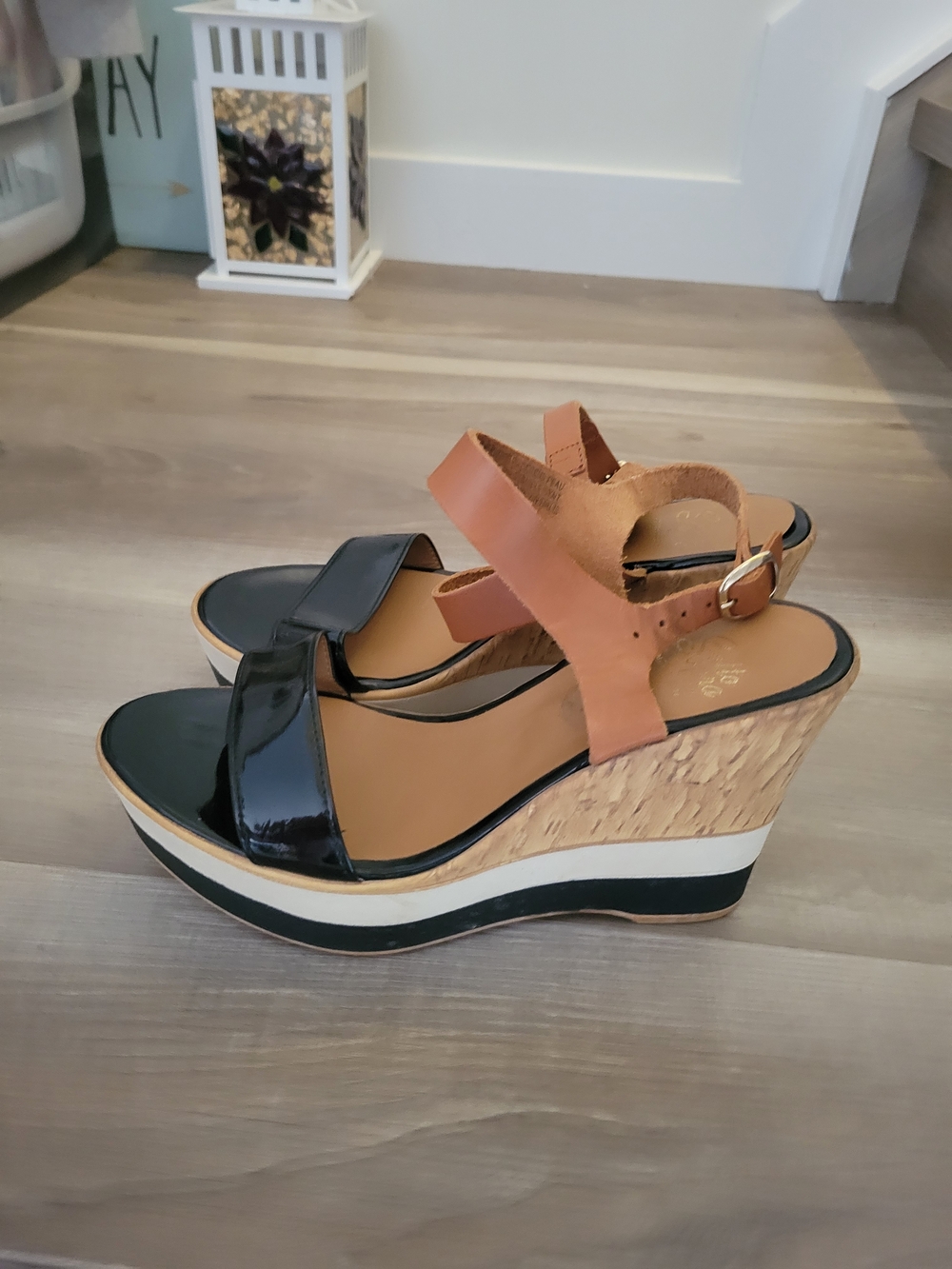 Sotto Sopra Genuine Leather Black Patent and Tan Cork Platform Wedges